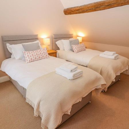 Ferienwohnung The Loft Stow-on-the-Wold Exterior foto